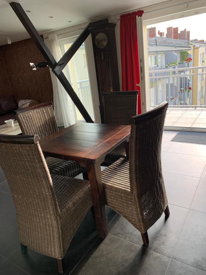Nordsee Und City Fusslaufig - Luxeriose Fewo Mit Grossem Balkon Wilhelmshaven Dış mekan fotoğraf
